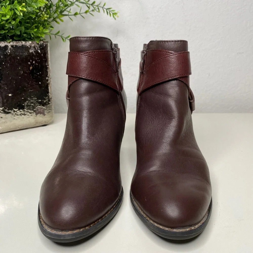 Vionic Trinity Burgundy Leather Ankle Boots‎ Side Zip Cottagecore Size 9